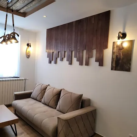 Apartment Massiv Centar Lux *
