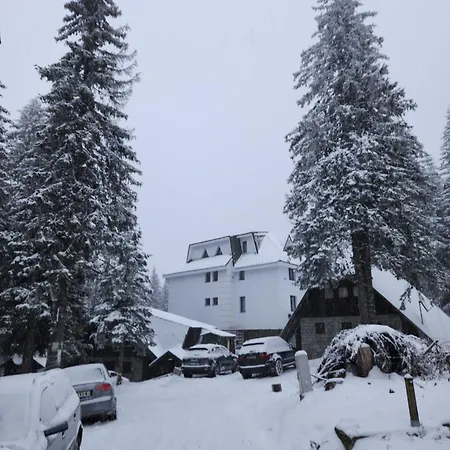 Massiv Centar Lux Kopaonik